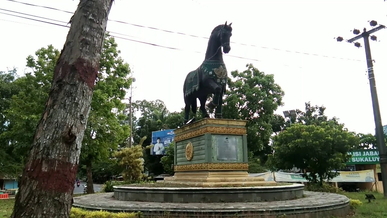 Tugu-Kuda-Kosong